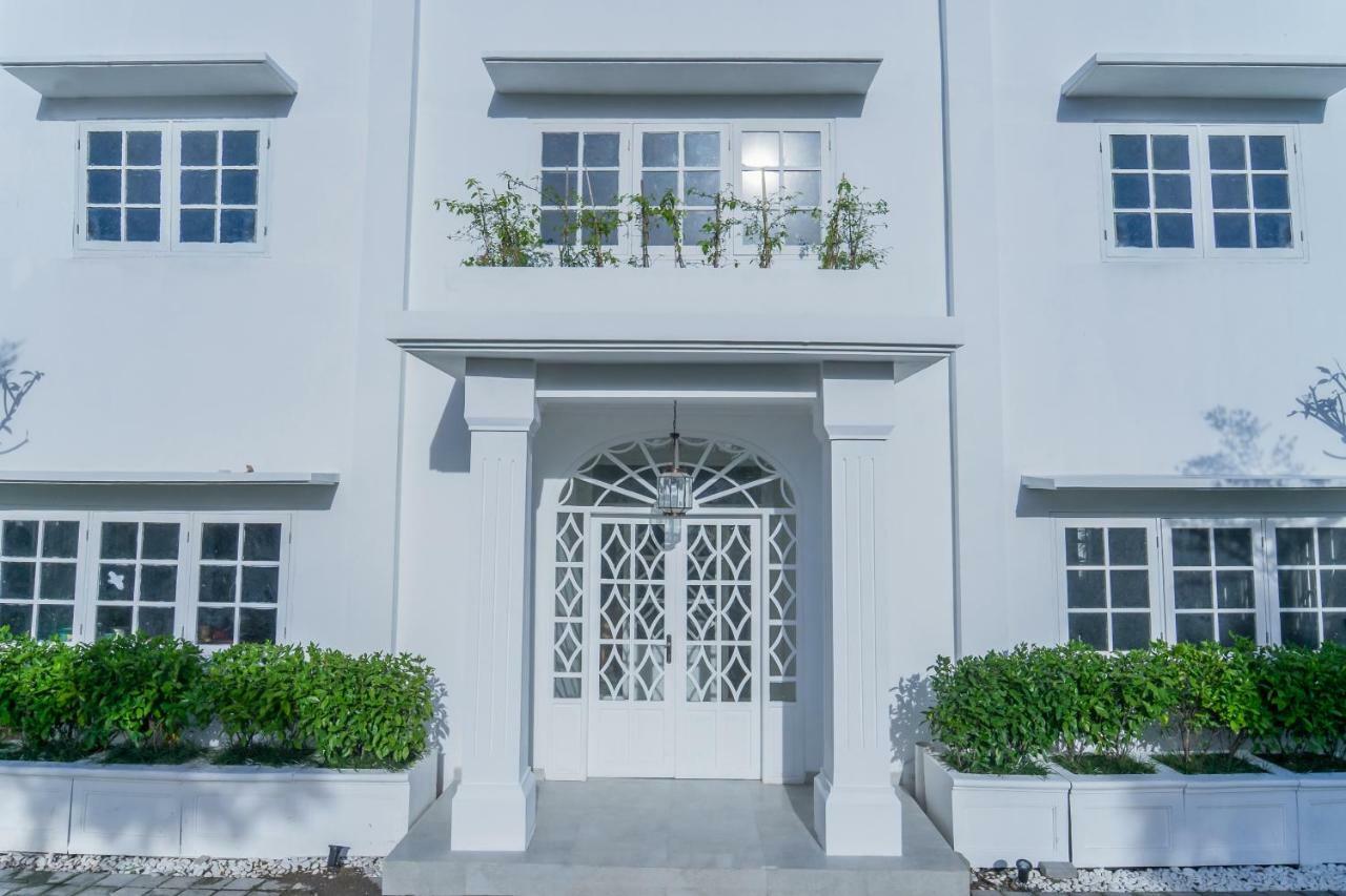 Umalas Suites Seminyak  Luaran gambar